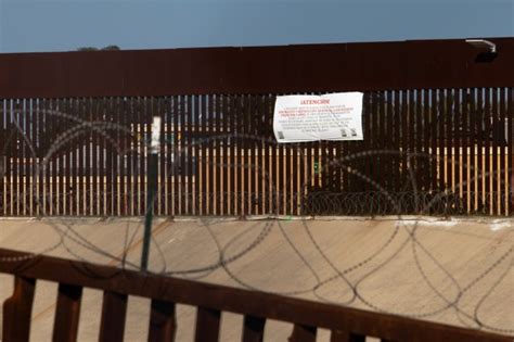 Razor-wire and federal agents: Mexico’s increasingly visible effort to deter migrant crossings at border
